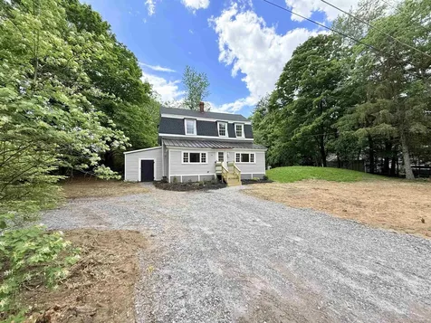 19 Depot Road Kingston NH 03848