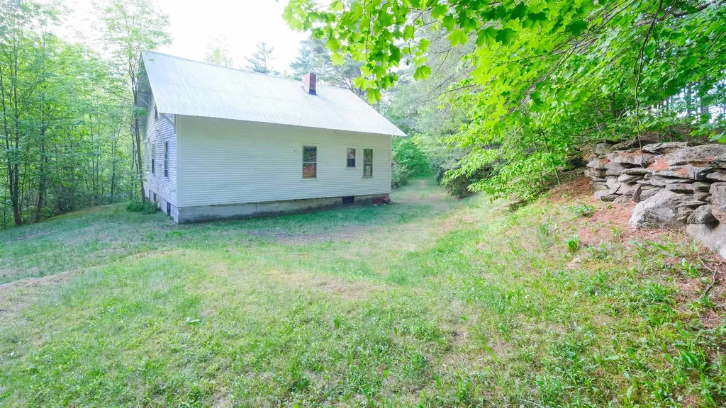 50 Bates Road Cavendish VT 05142