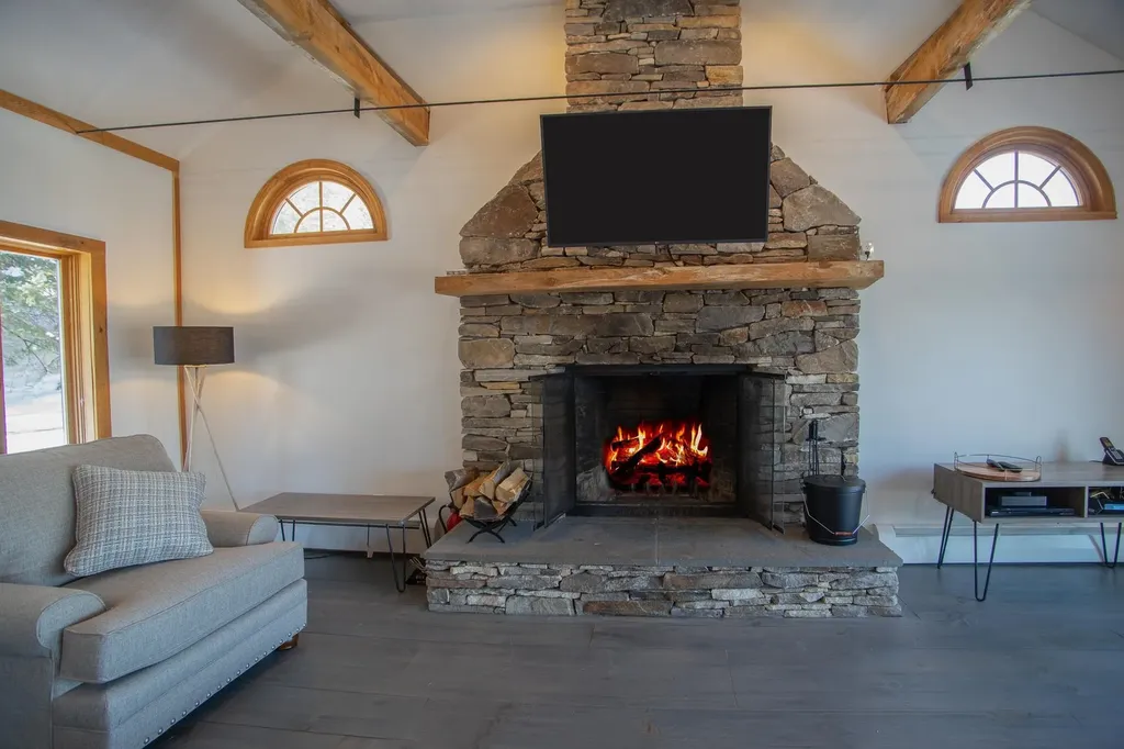 45 Benson Fuller Drive Winhall VT 05340