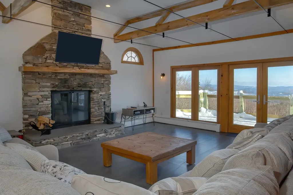 45 Benson Fuller Drive Winhall VT 05340