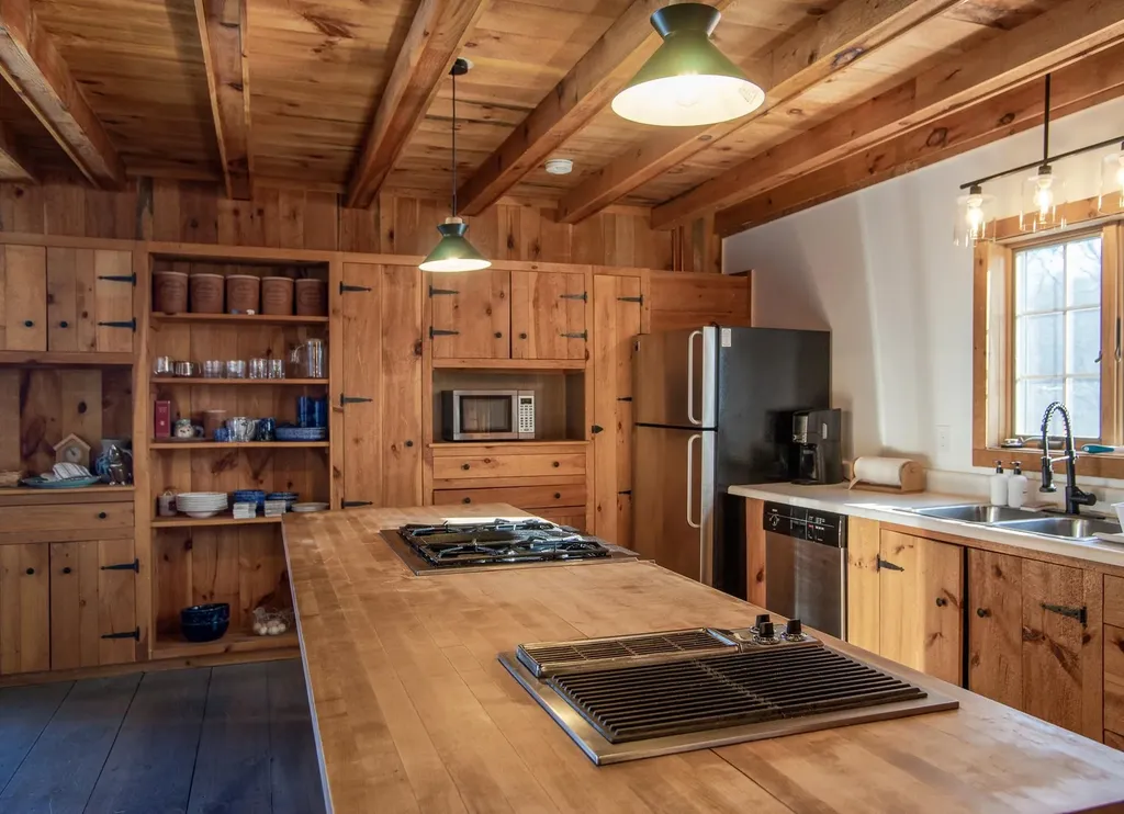 45 Benson Fuller Drive Winhall VT 05340