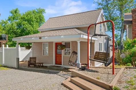 59 Broadway Amherst NH 03031