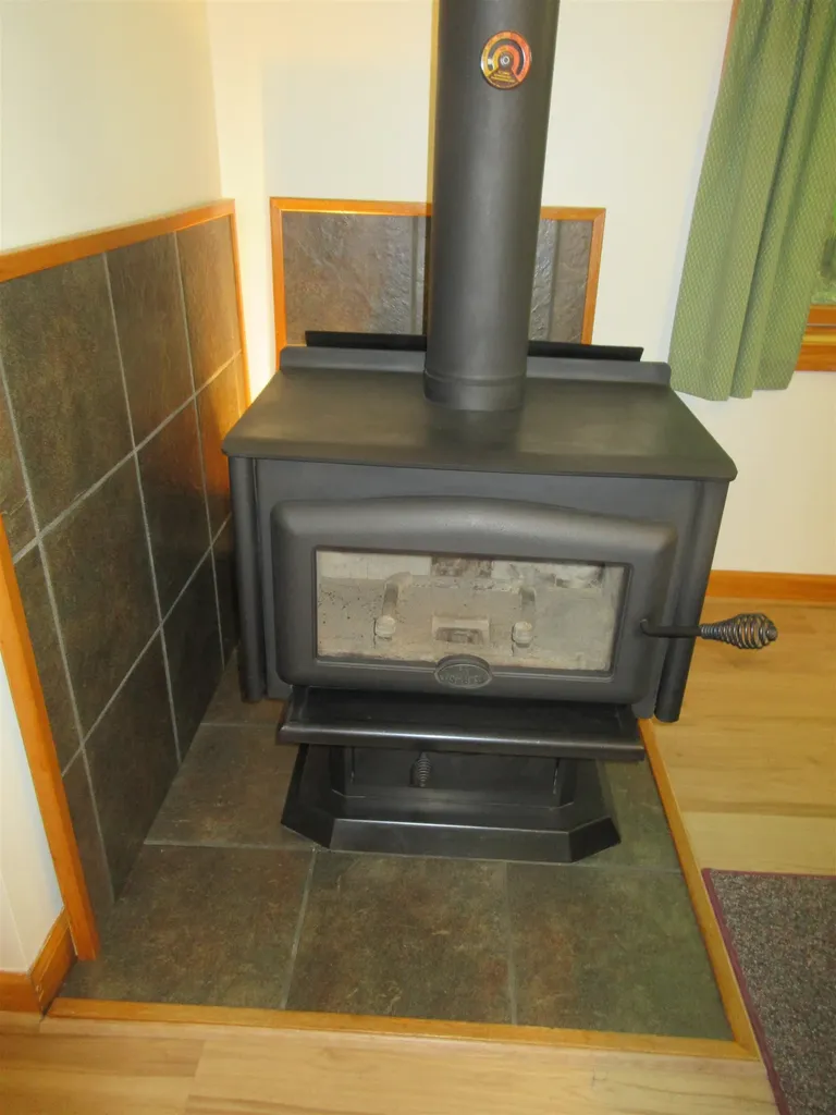 90 Wilsons Woods Road Brattleboro VT 05301