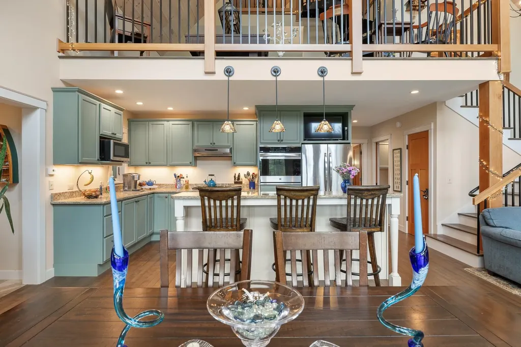 11 Dunsinane Drive Lebanon NH 03766