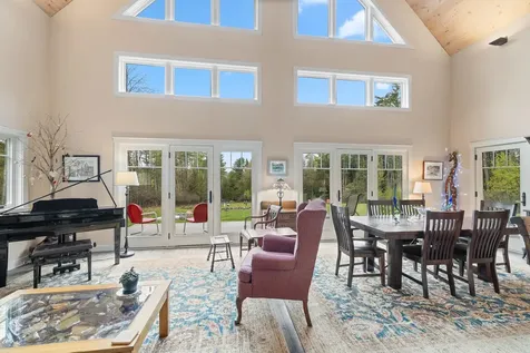 11 Dunsinane Drive Lebanon NH 03766