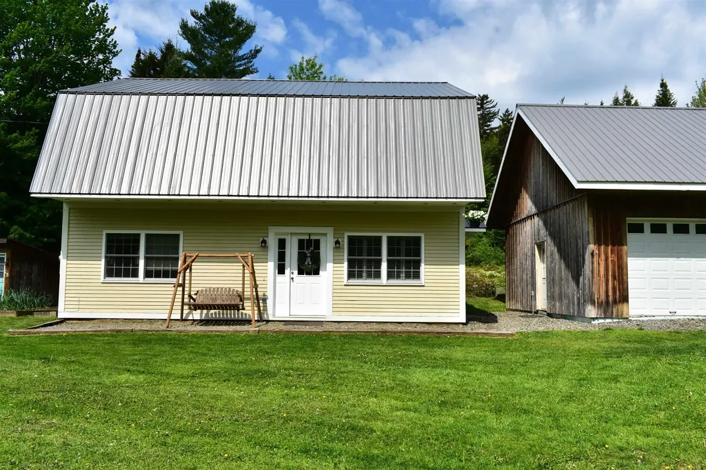 60 Hampshire Hill Road Worcester VT 05682