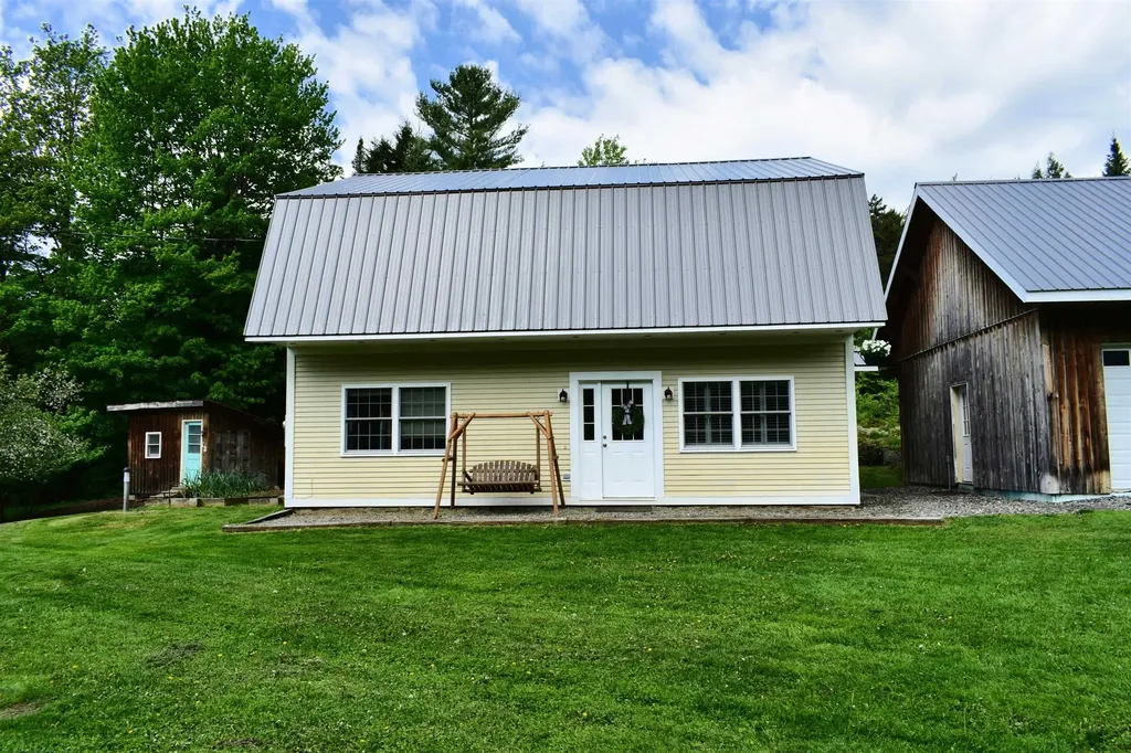 60 Hampshire Hill Road Worcester VT 05682