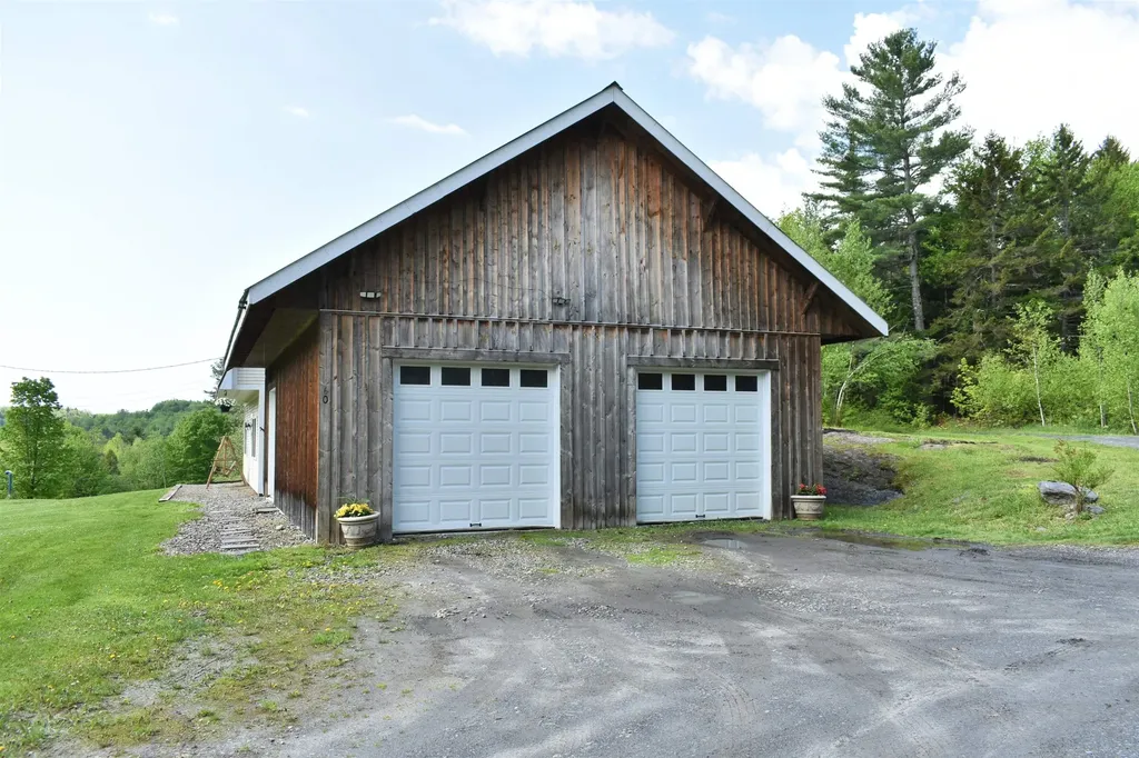 60 Hampshire Hill Road Worcester VT 05682