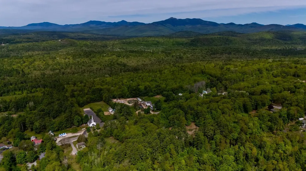 72 Conway Road Madison NH 03849