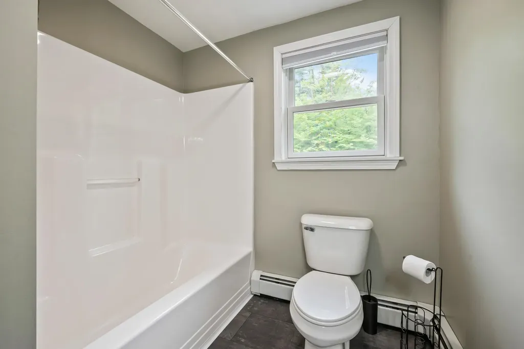 72 Conway Road Madison NH 03849