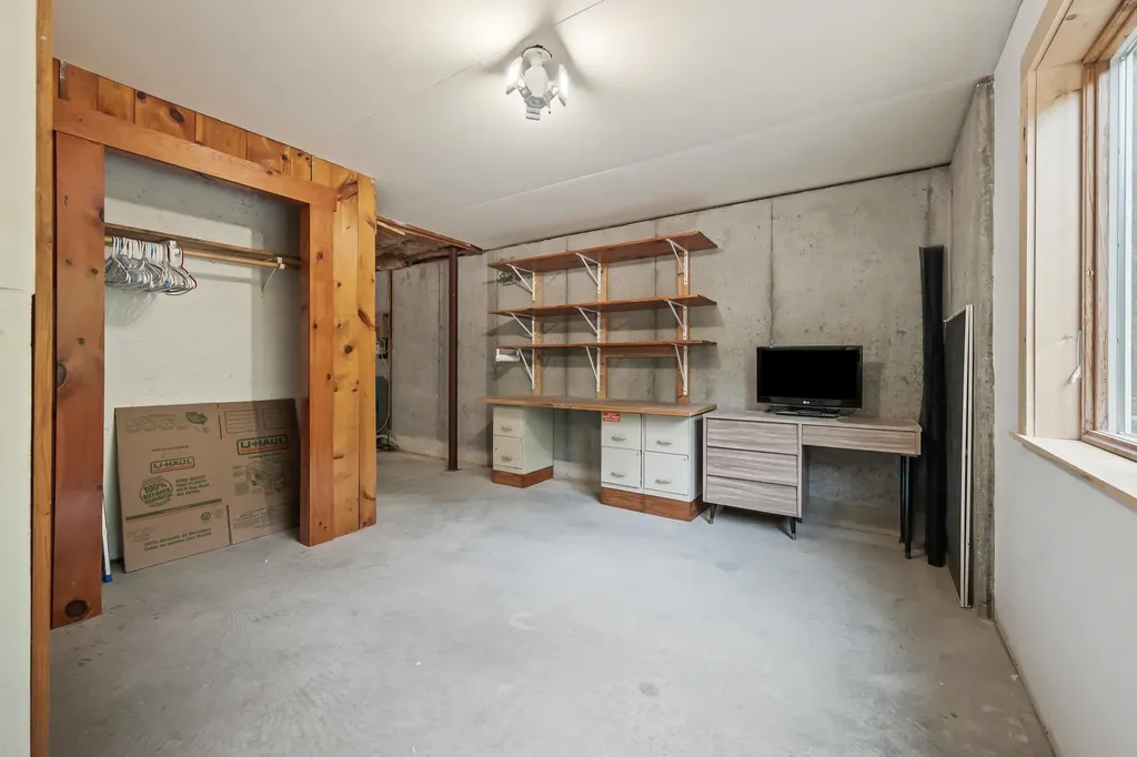 72 Conway Road Madison NH 03849