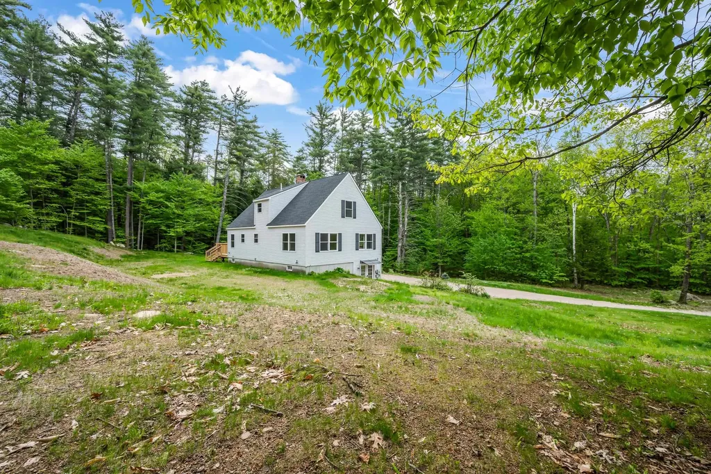 72 Conway Road Madison NH 03849
