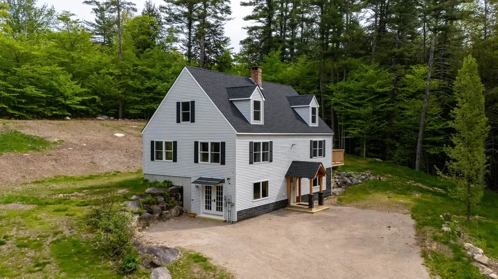72 Conway Road Madison NH 03849