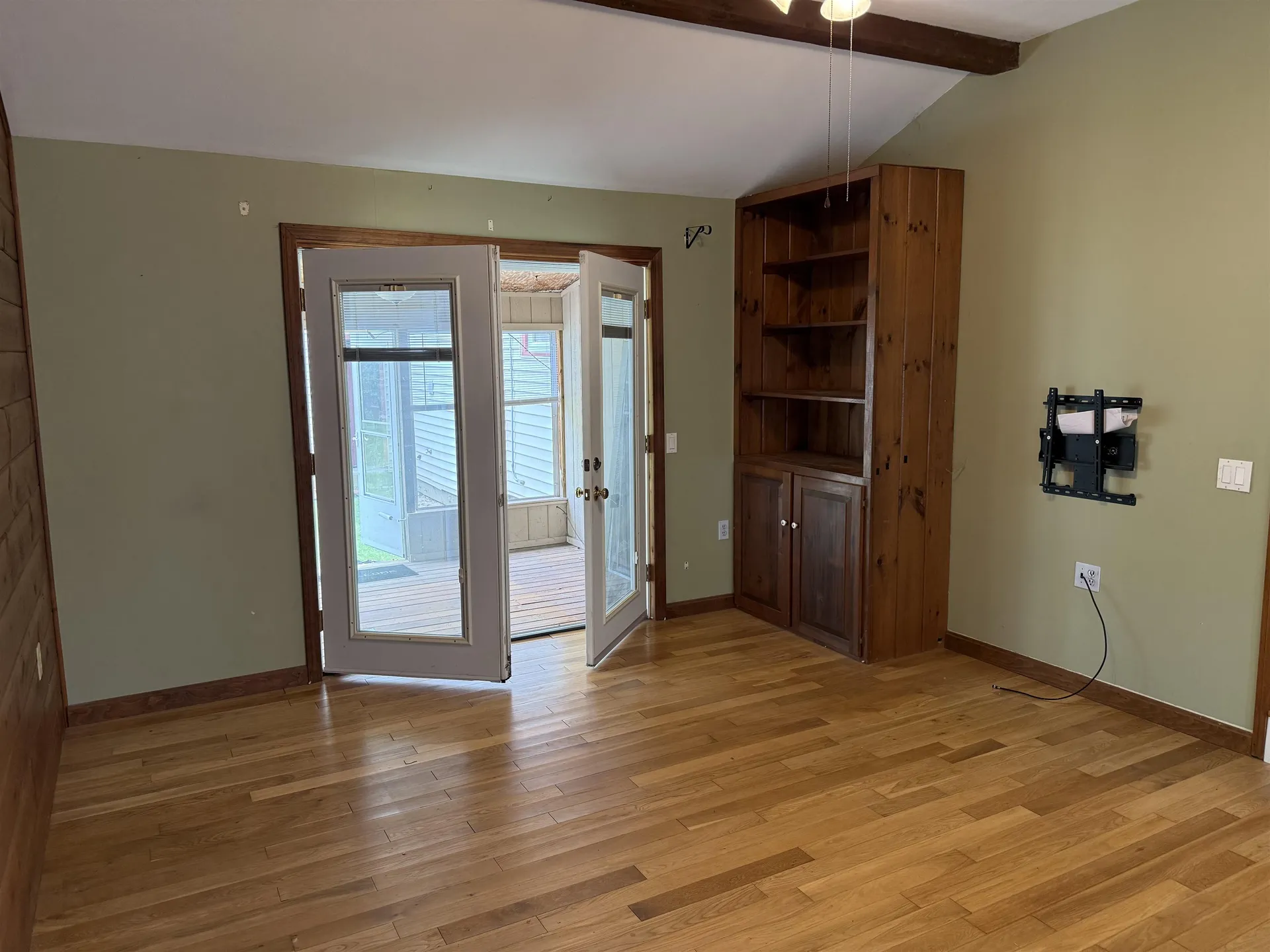 33 Coopers Grove Road Kingston NH 03848