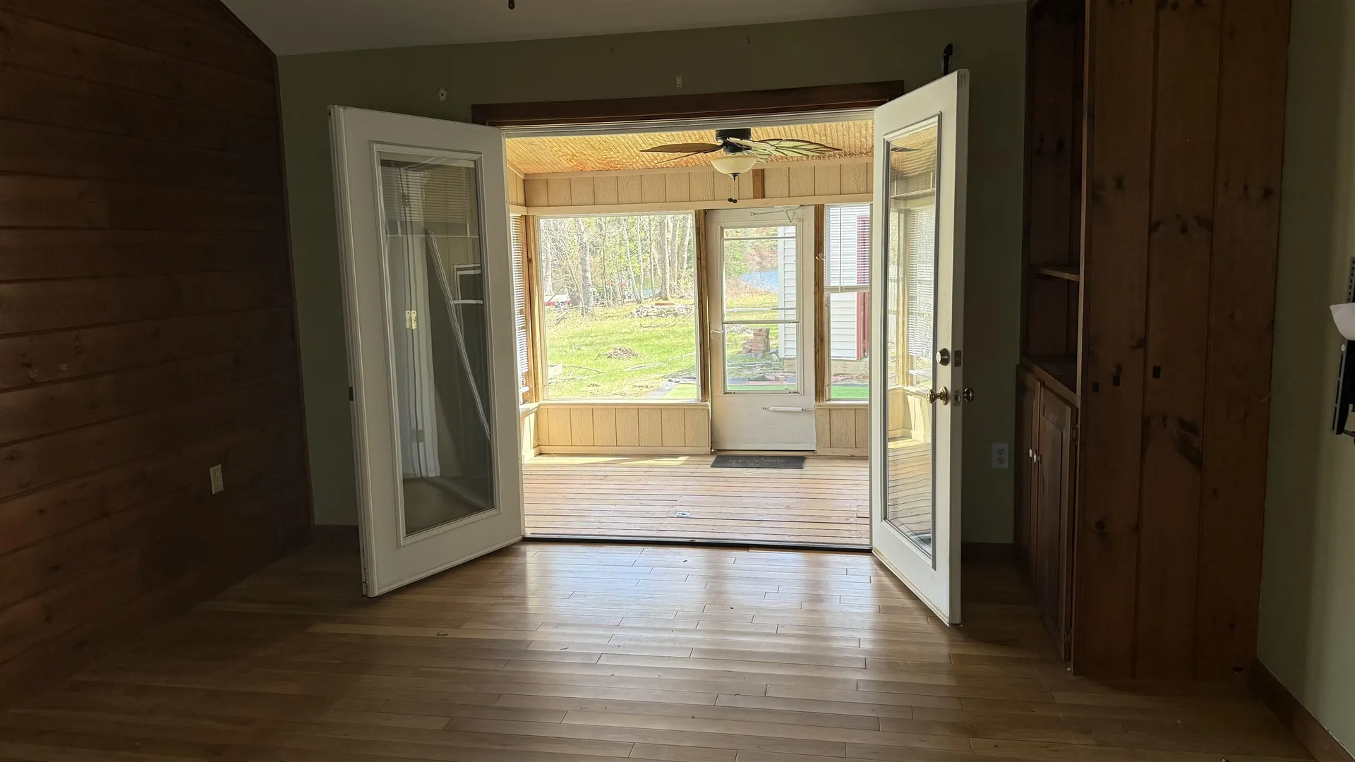 33 Coopers Grove Road Kingston NH 03848