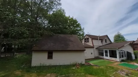 33 Coopers Grove Road Kingston NH 03848