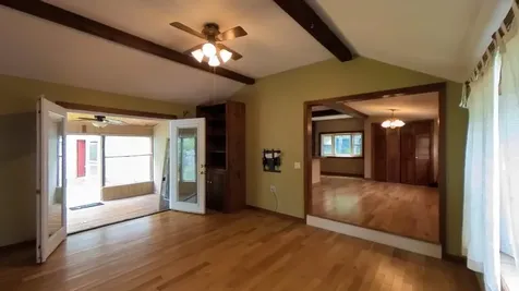 33 Coopers Grove Road Kingston NH 03848