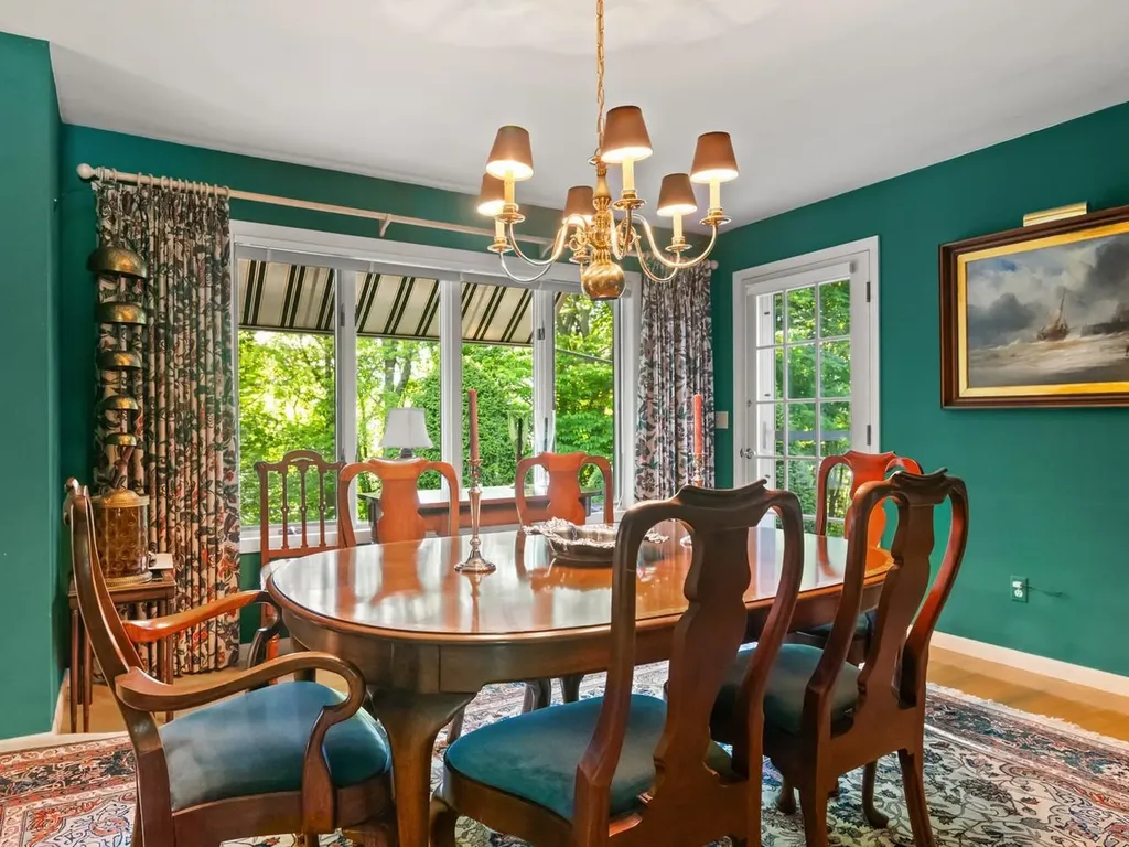 65 Deforest Heights Burlington VT 05401