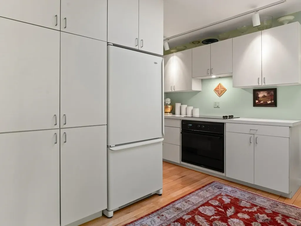 65 Deforest Heights Burlington VT 05401