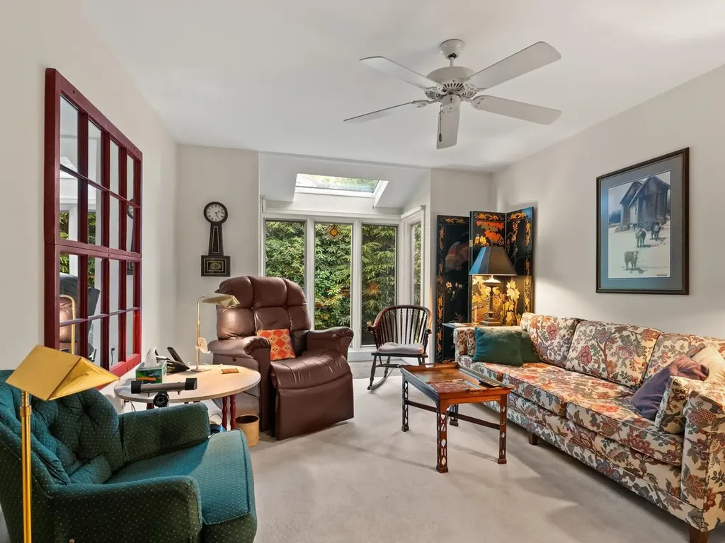 65 Deforest Heights Burlington VT 05401
