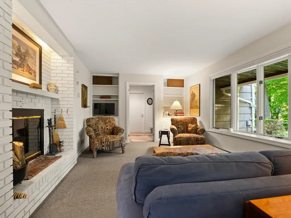 65 Deforest Heights Burlington VT 05401