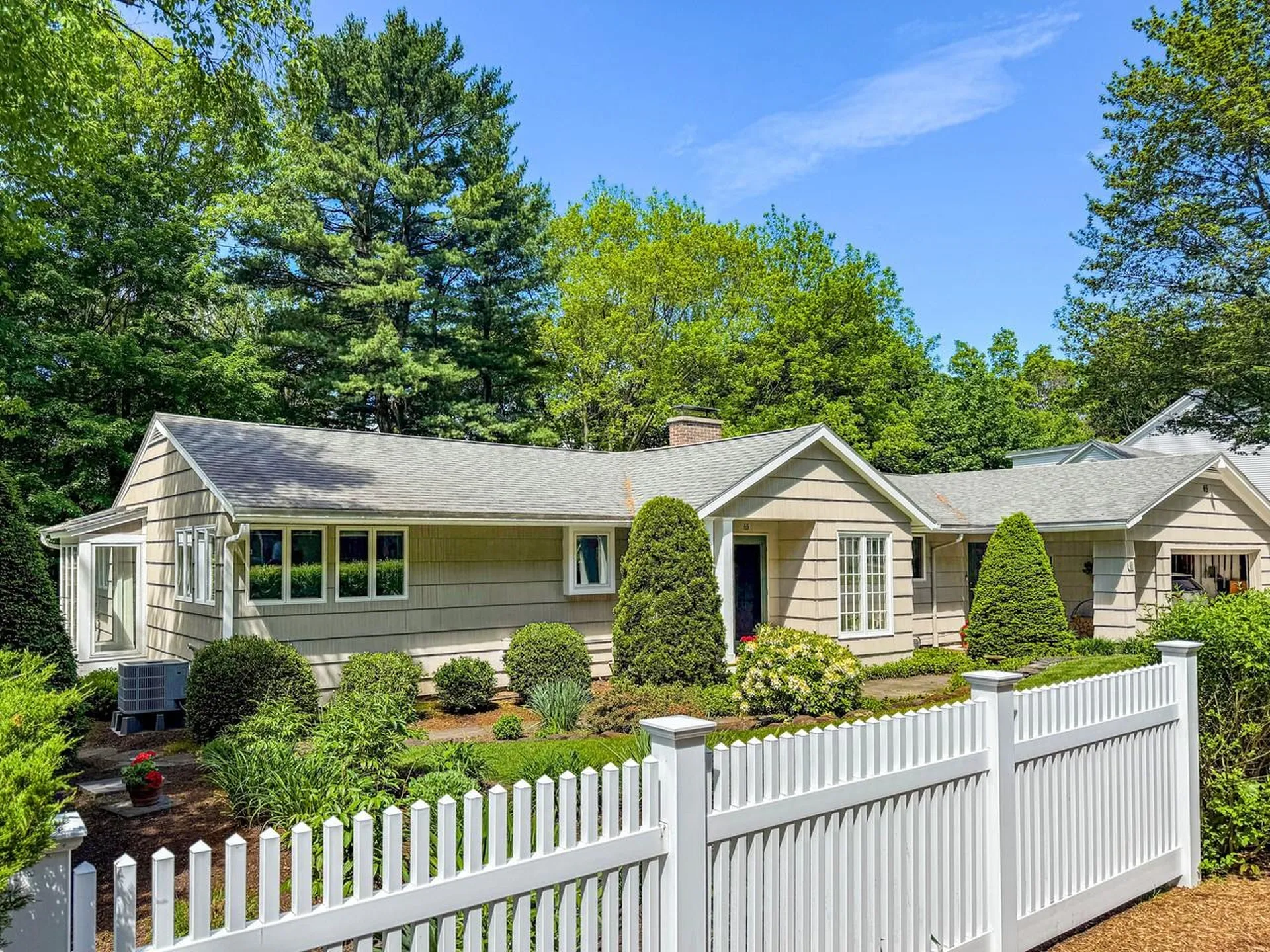 65 Deforest Heights Burlington VT 05401
