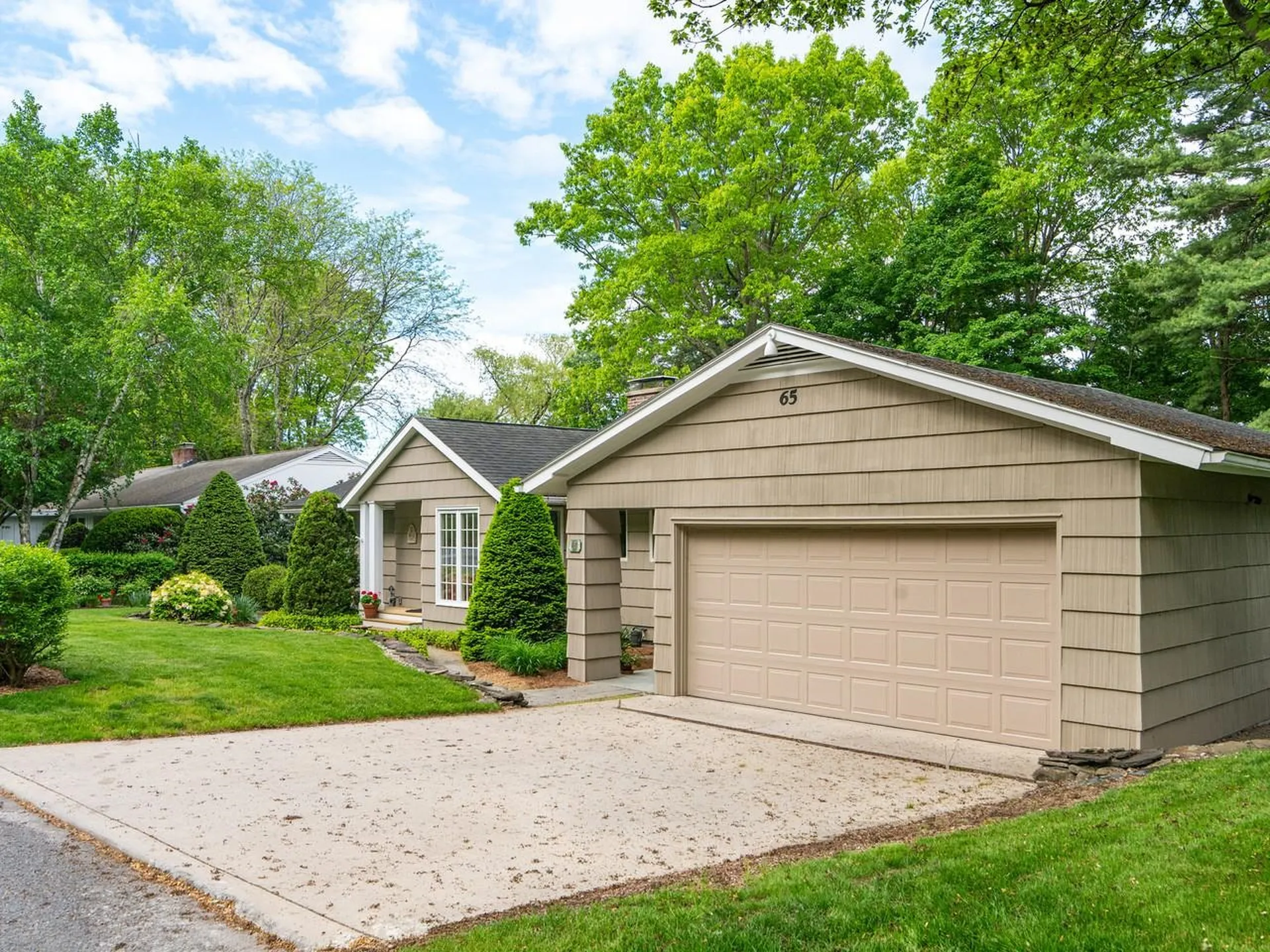 65 Deforest Heights Burlington VT 05401