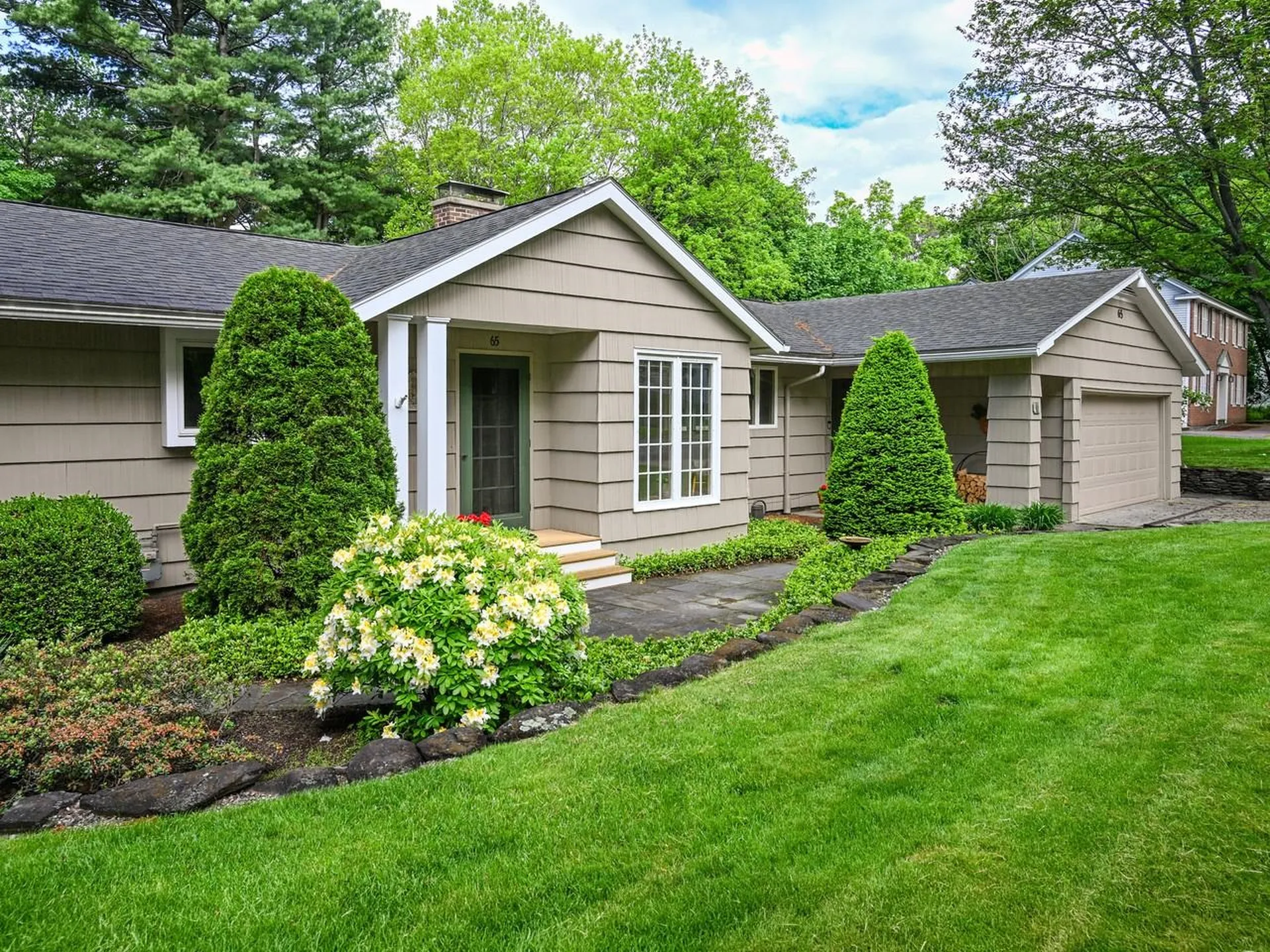 65 Deforest Heights Burlington VT 05401