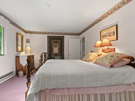 65 Deforest Heights Burlington VT 05401