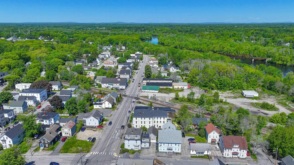 330 Main Street Biddeford ME 04005