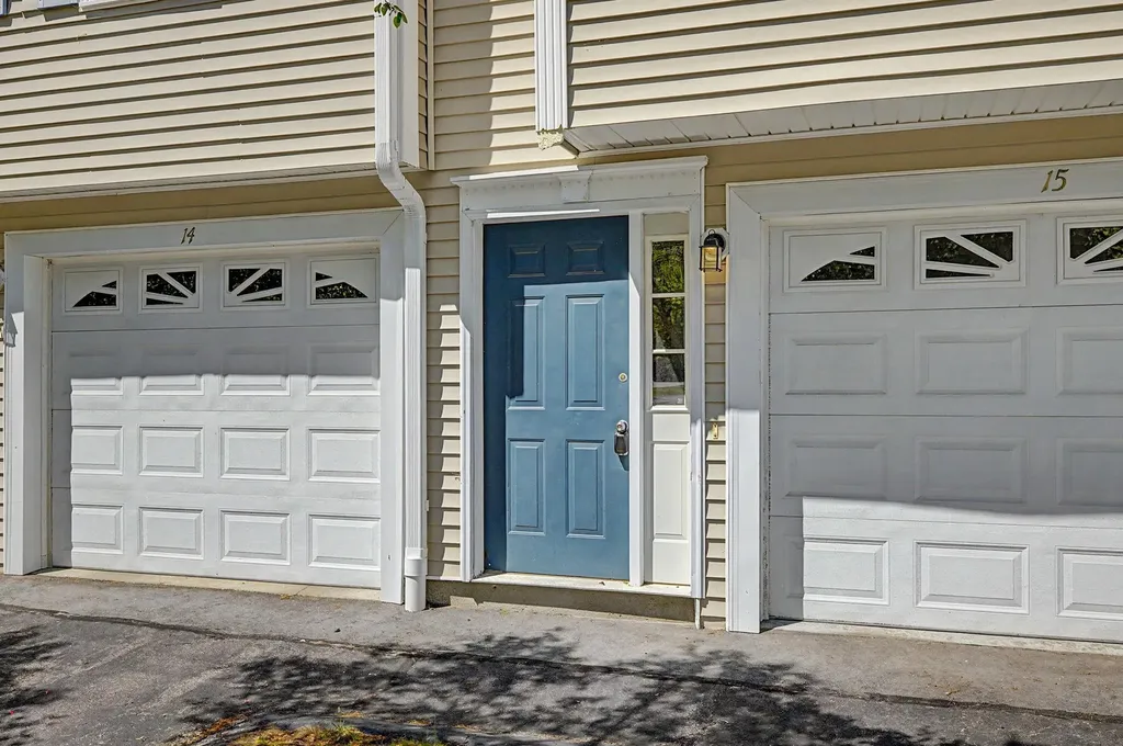 1029 S Mammoth Road Manchester NH 03109