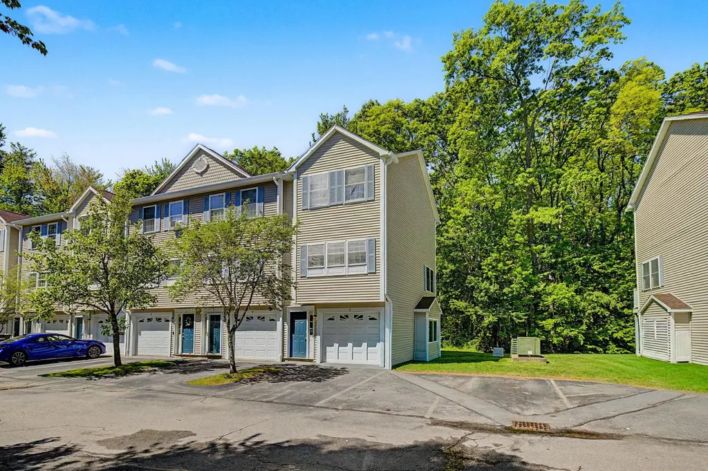 1029 S Mammoth Road Manchester NH 03109