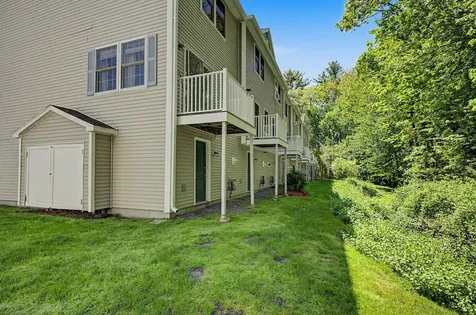 1029 S Mammoth Road Manchester NH 03109