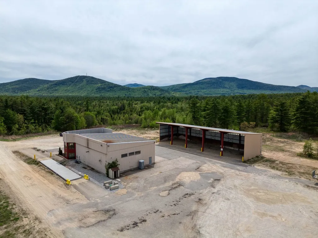 563 Plains Road Tamworth NH 03886