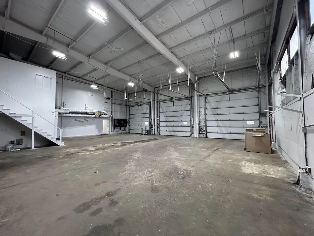 563 Plains Road Tamworth NH 03886