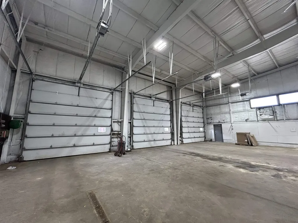 563 Plains Road Tamworth NH 03886