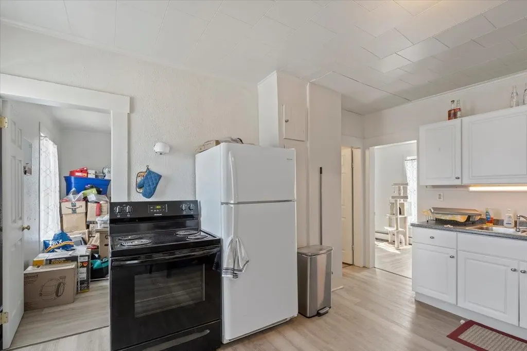 18 Maple Avenue Barre City VT 05641