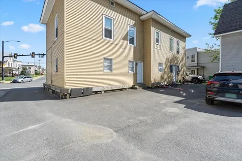 18 Maple Avenue Barre City VT 05641
