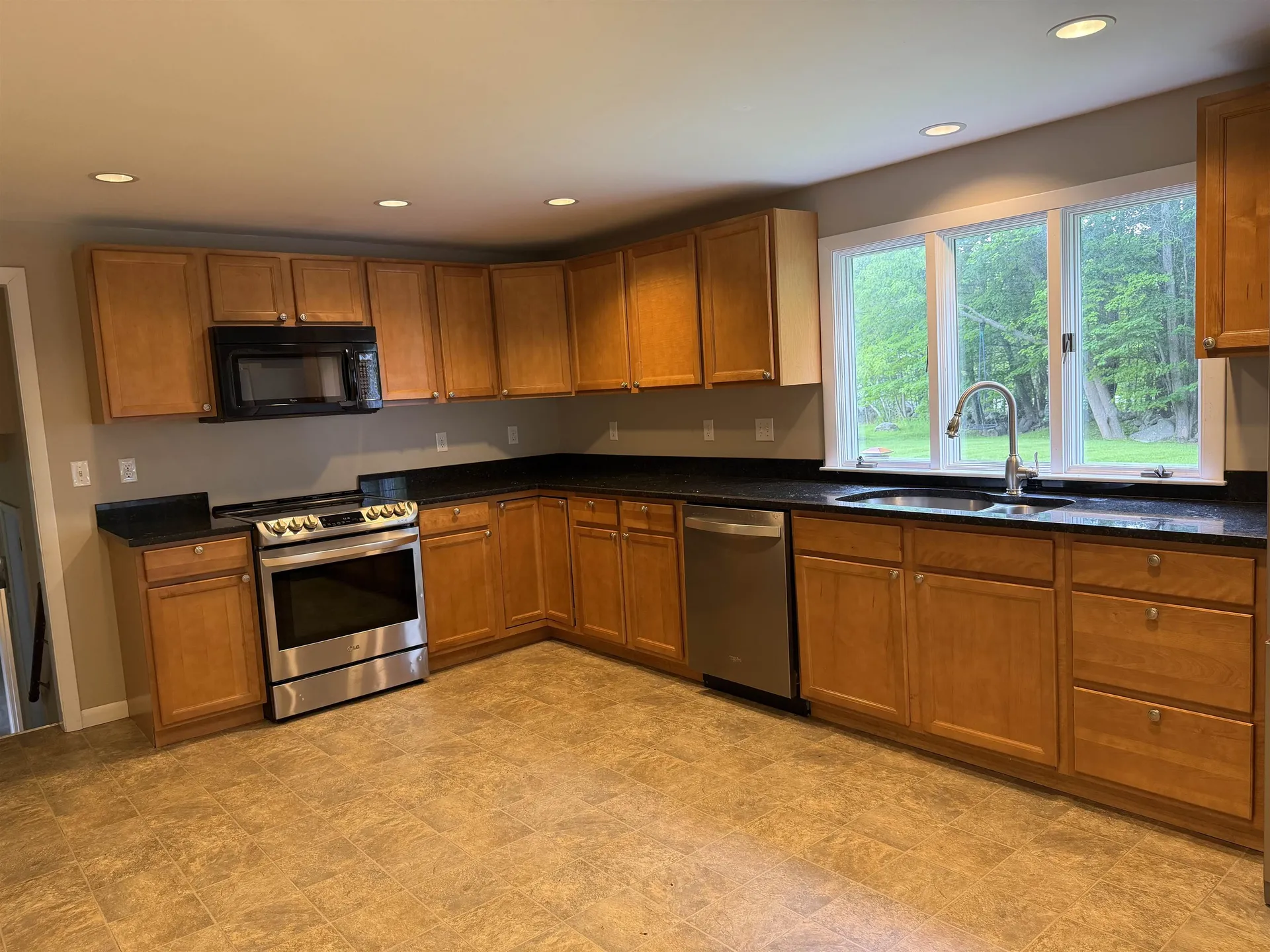 231 Locke Road Rye NH 03870