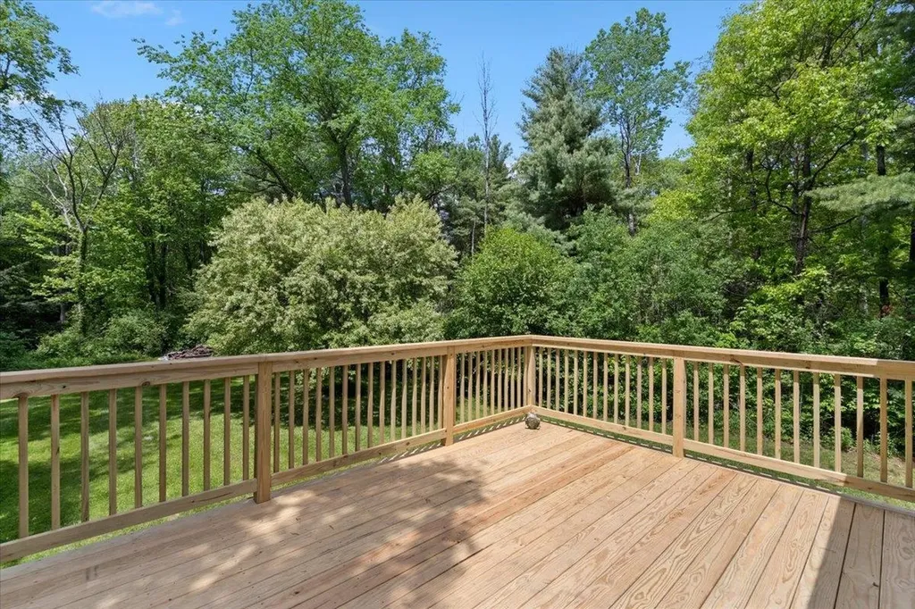 170 Raymond Road Colchester VT 05446