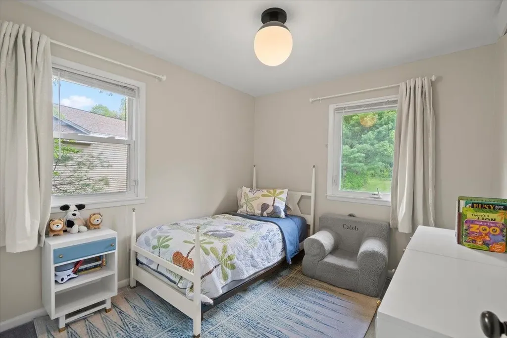 170 Raymond Road Colchester VT 05446
