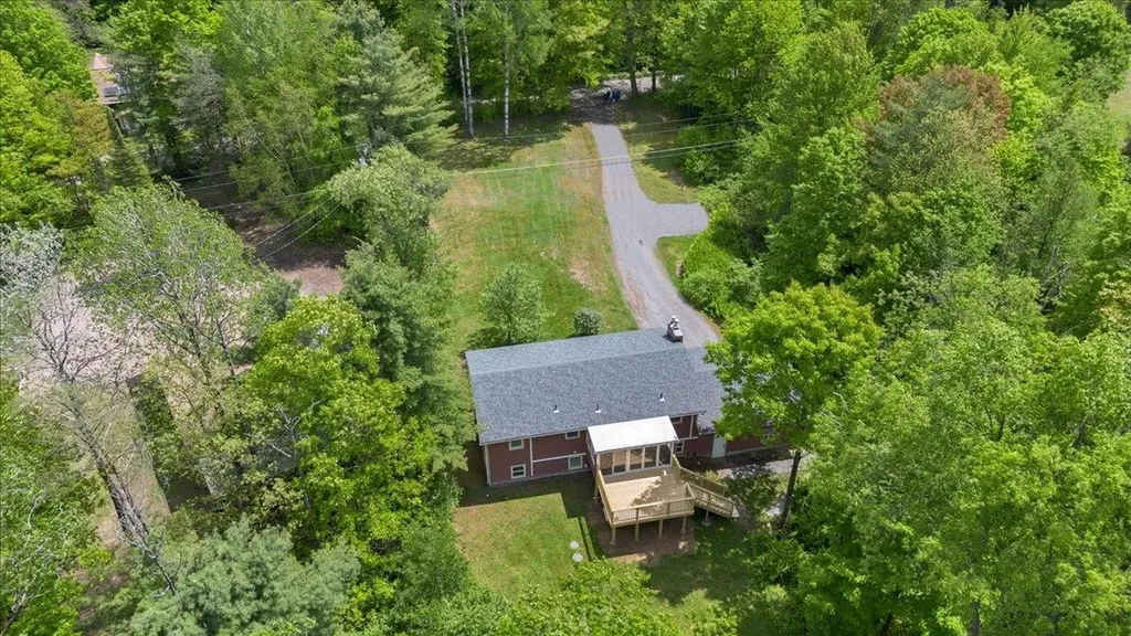 170 Raymond Road Colchester VT 05446