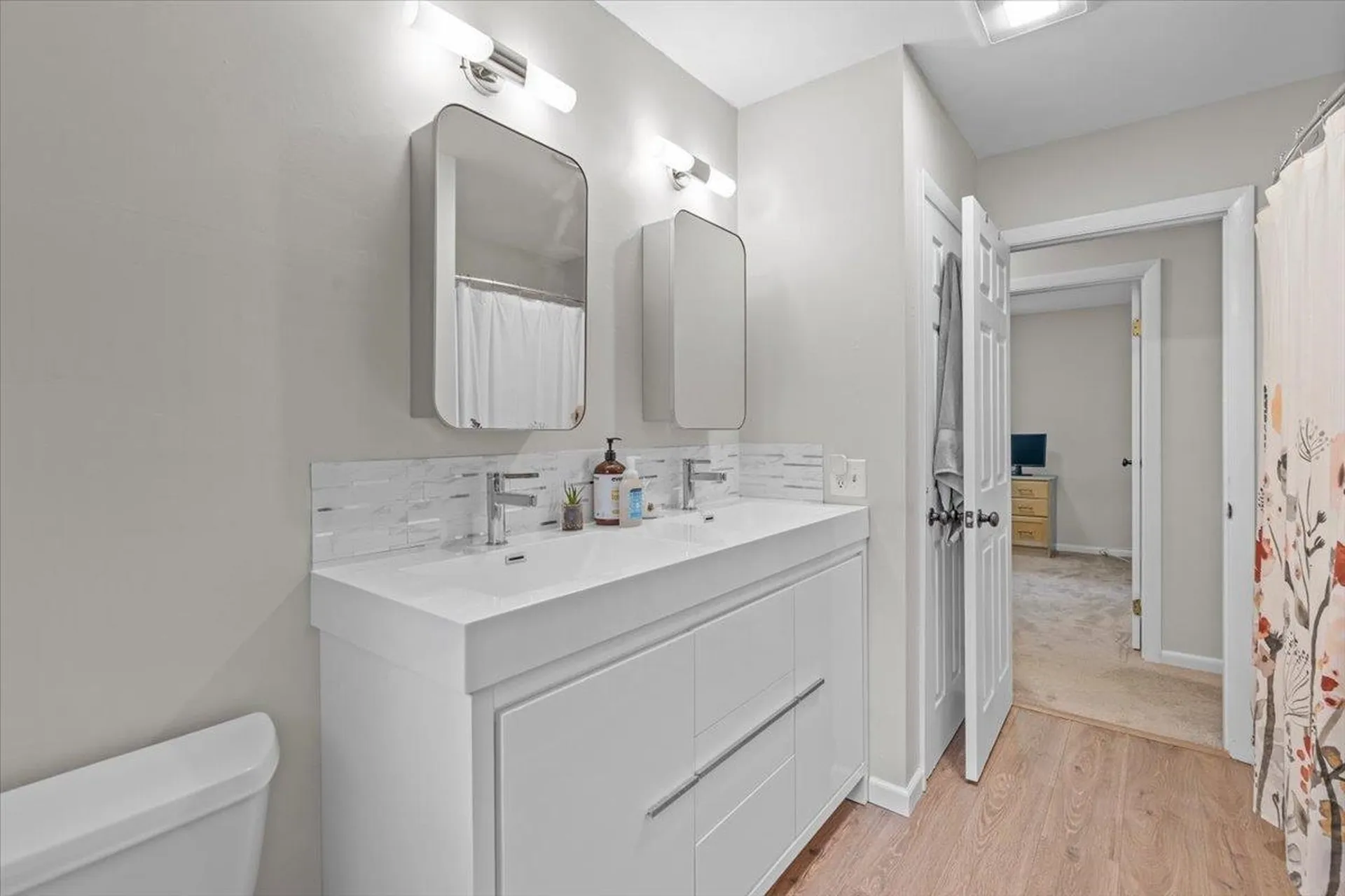 170 Raymond Road Colchester VT 05446