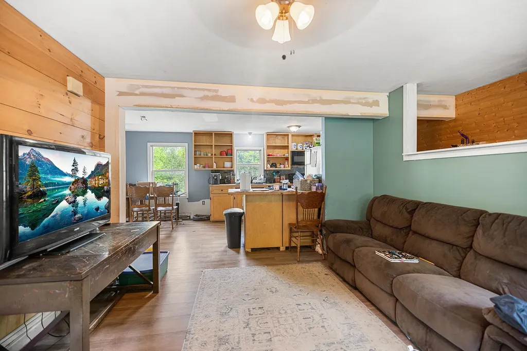 209 Matthews Road Swanzey NH 03446