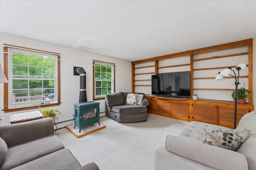 103 Dean Farm Road Jaffrey NH 03452