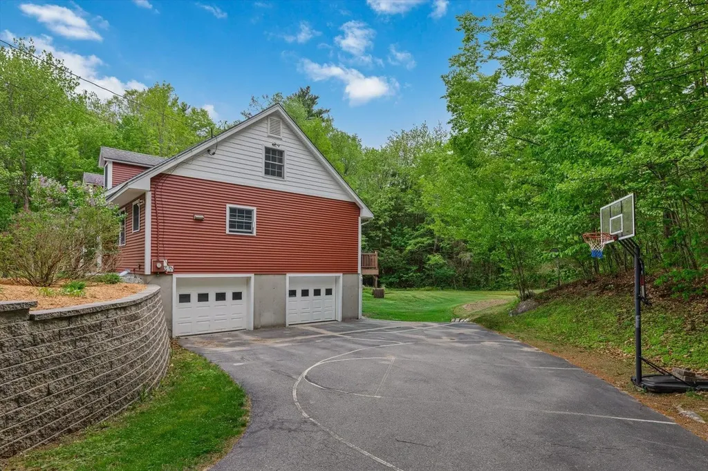103 Dean Farm Road Jaffrey NH 03452