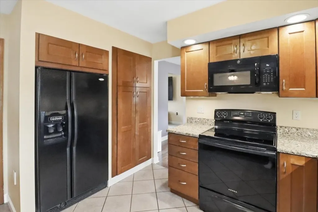 20 Village Drive Milton VT 05468