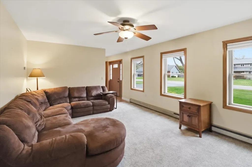 20 Village Drive Milton VT 05468