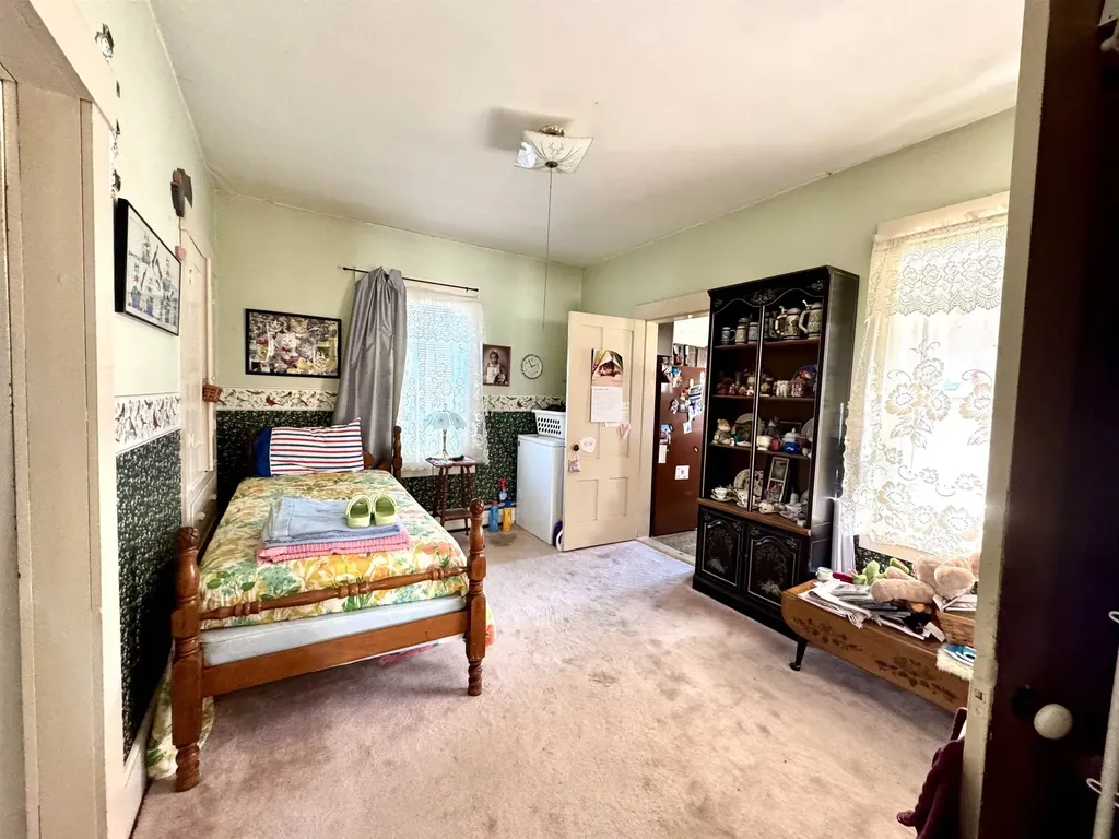 885 Washington Street Stewartstown NH 03597