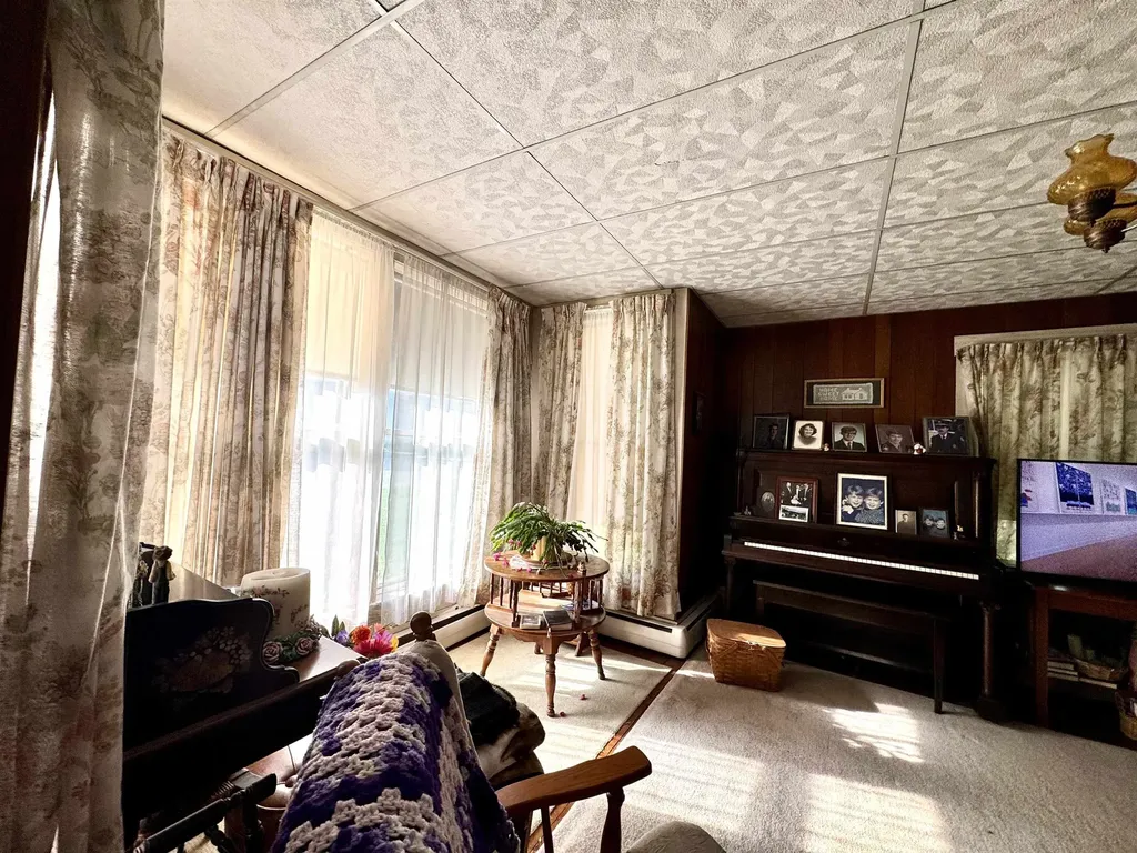 885 Washington Street Stewartstown NH 03597